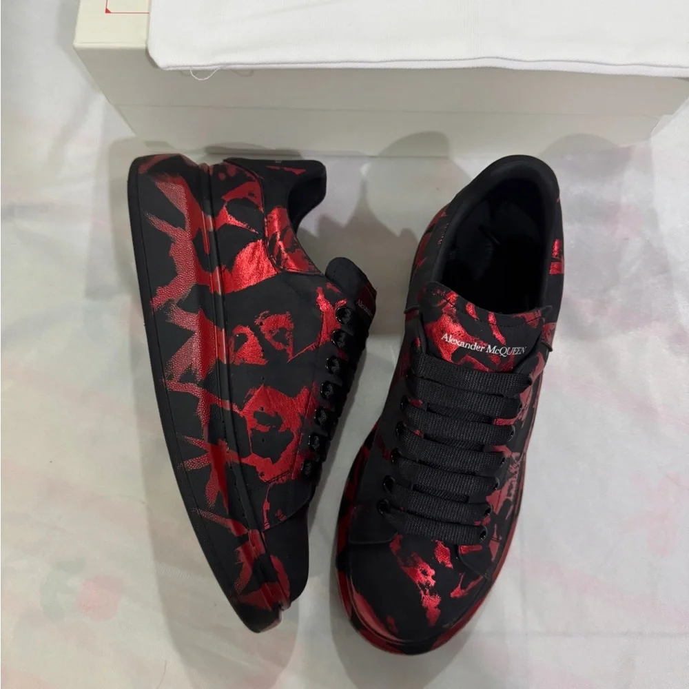 Alexander McQueen Black with Red Metallic Floral Low-Top Sneakers